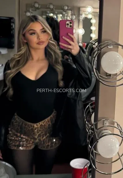 Perth escorts Isabelle — 4