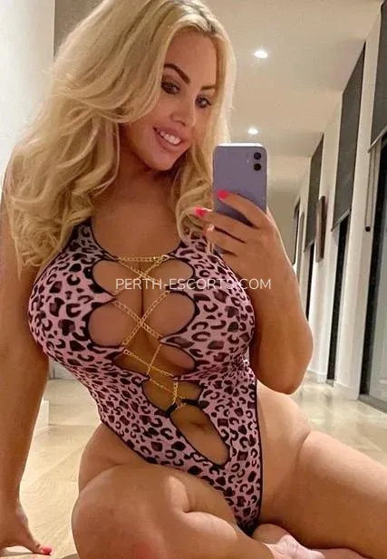 Perth escorts Violante — 9