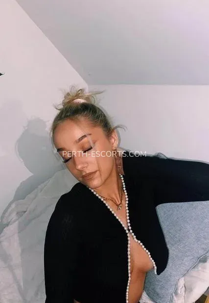 Perth escorts Zoe — 1
