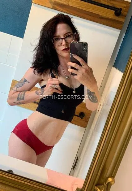 Perth escorts Flora — 4