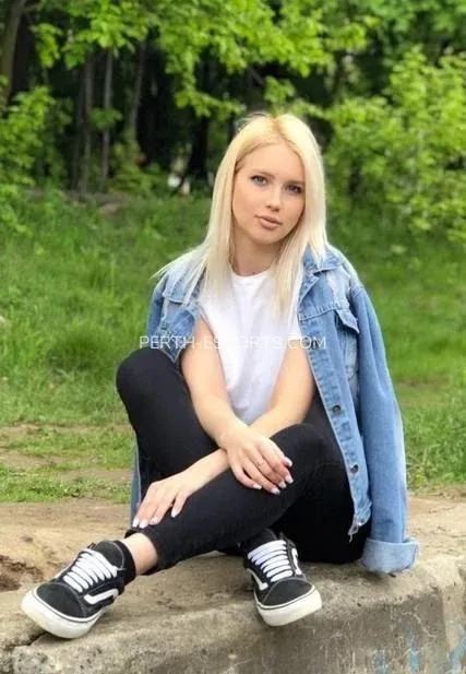 Perth escorts Amy — 5