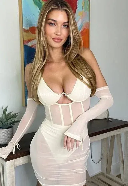 Perth escorts Andrea — 10