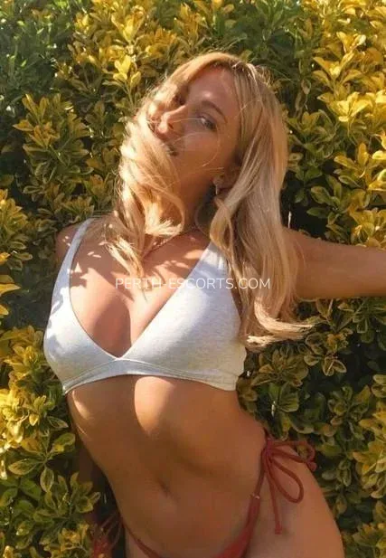 Perth escorts Gabrielle — 4