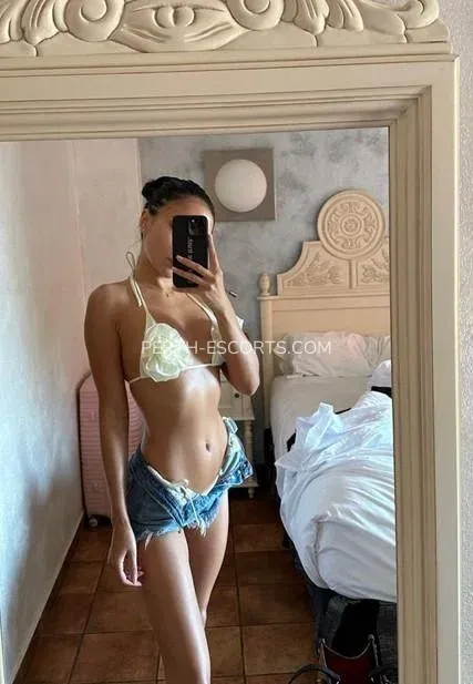 Perth escorts Daisy — 10