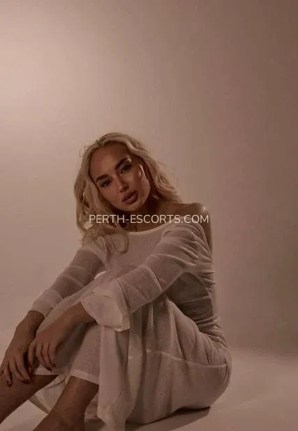 Perth escorts Kylee — 5