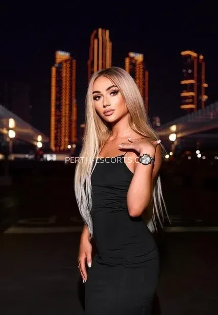 Perth escorts Lisa — 3