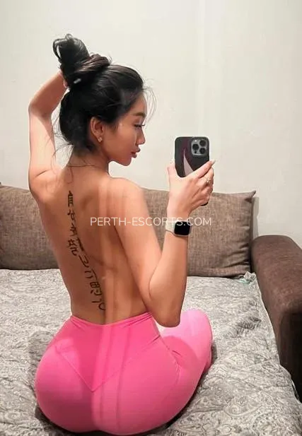 Perth escorts Caroline — 6