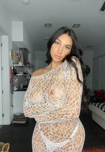 Perth escorts Cecilia — 4