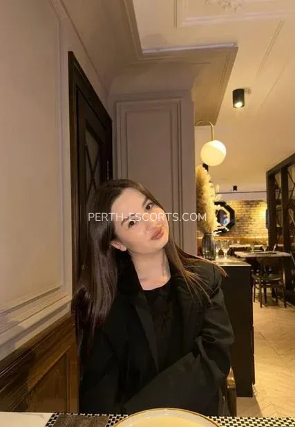 Perth escorts Nathalie — 3