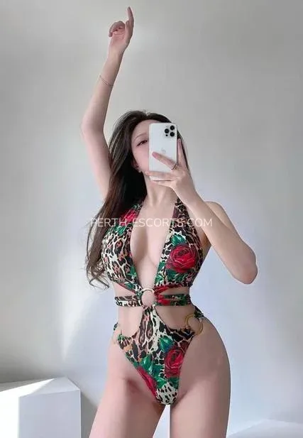 Perth escorts Olivia — 4