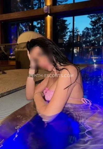 Perth escorts Alondra