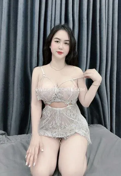 Perth escorts Rebecca — 4