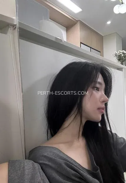 Perth escorts Abril — 3
