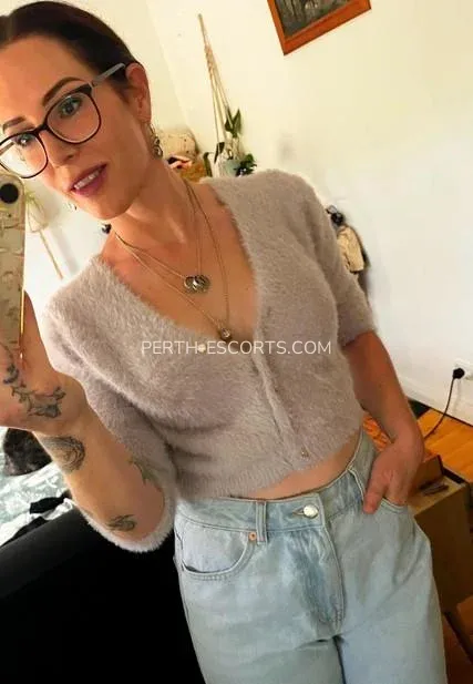 Perth escorts Flora — 1