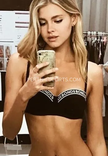 Perth escorts elin