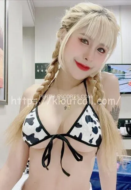 Perth escorts Emelie — 4