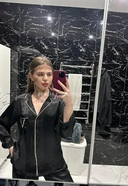 Escort djevojka Elvira - Perth