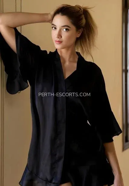 Perth escorts Emilia — 4